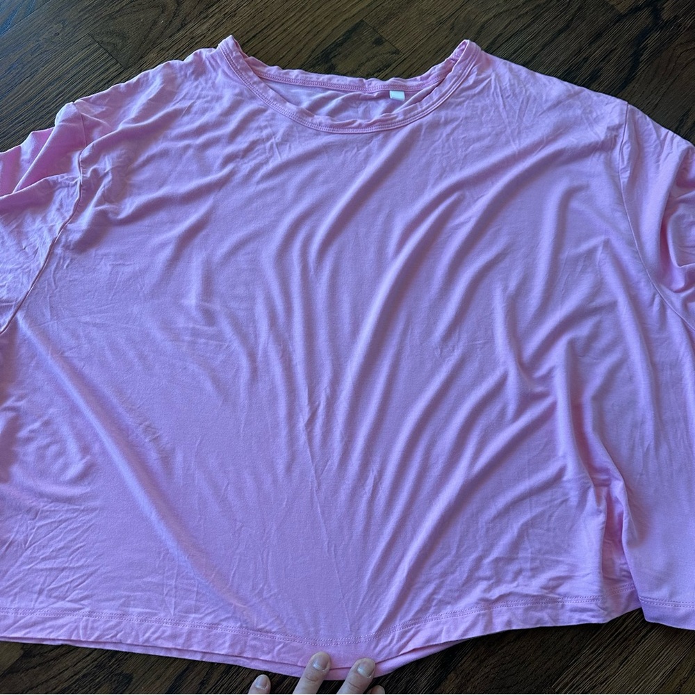 SILKS Pretty in Pink Tee shirt - Picture 10 of 16